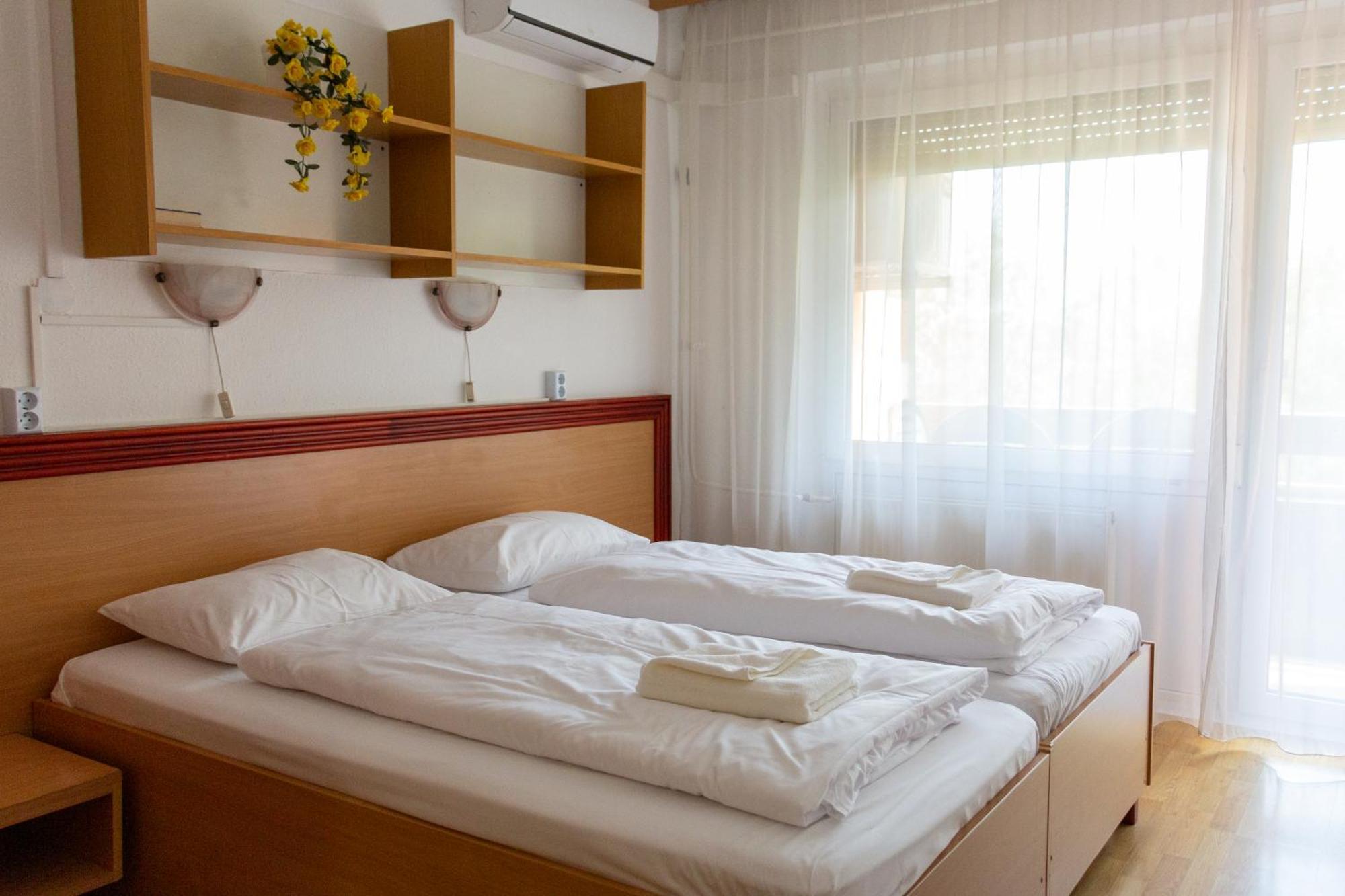 Tisza Sport Hotel แซแก็ด ภายนอก รูปภาพ